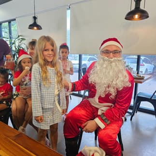 A Ukrainian Christmas in Darwin: When Community Becomes Family