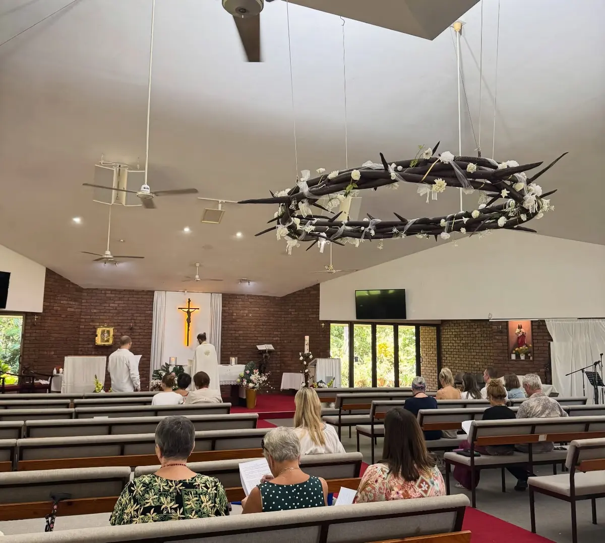 Ukrainian community gathered for Easter prayer in Darwin